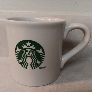Starbucks Pottery Green Logo 14 oz Coffee Mug Cup 2013 Collection